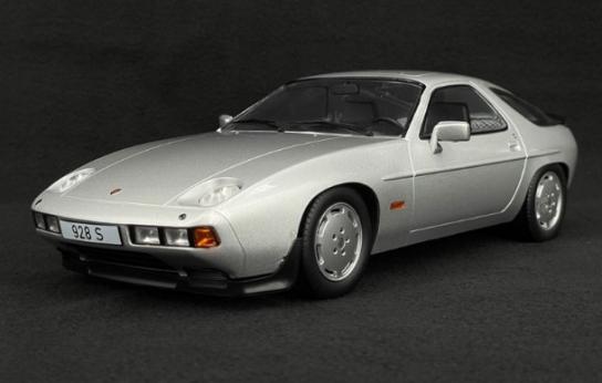 Model Car Group 1/18 Porsche 928S 1980 Silver image