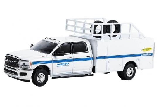 Greenlight 1/64 RAM 3500 Dually Tire Service Truck 2021 image