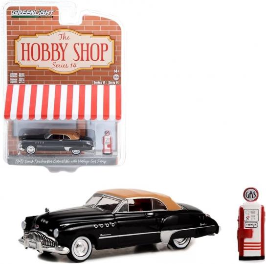 Greenlight 1/64 Buick Roadmaster Convertible 1949 with Gas Pump  image